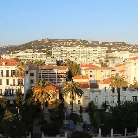 Hotell Abrial 3*