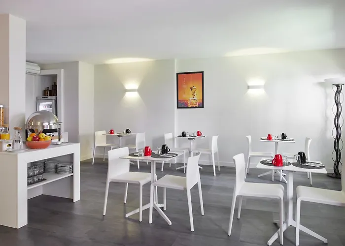 Hotel Abrial By Soniho Cannes