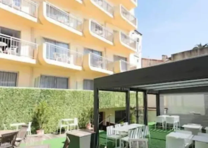 Hotel Abrial By Soniho 3*